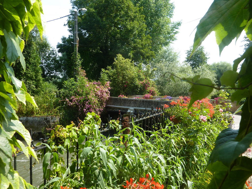 Bed and Breakfast Le Moulin De Tigny Екстер'єр фото