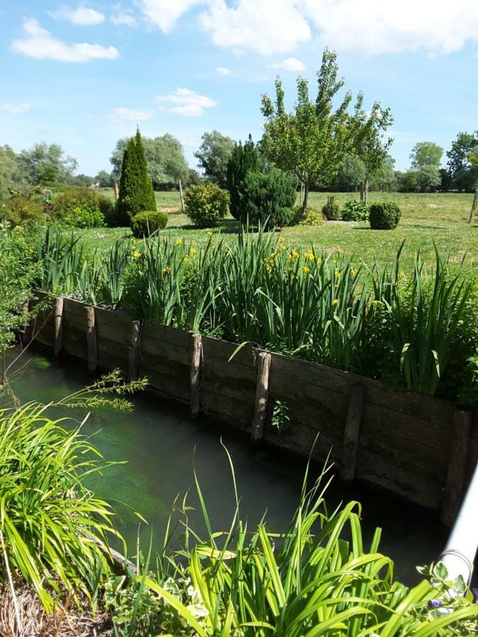Bed and Breakfast Le Moulin De Tigny Екстер'єр фото